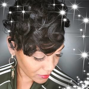 Meet your Posher, Deanna